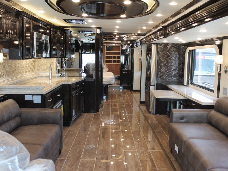 luxury RVs splendid