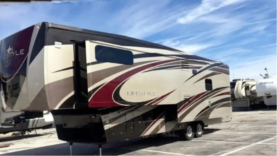 RV 