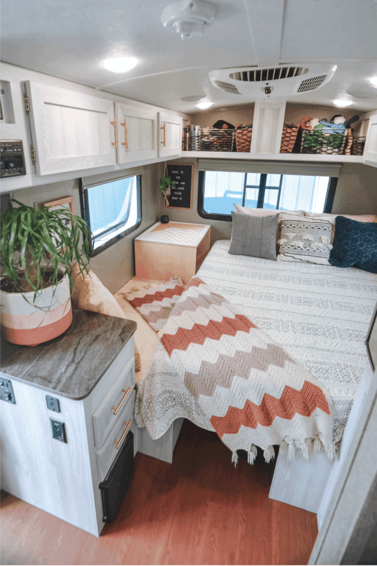 RV bedroom