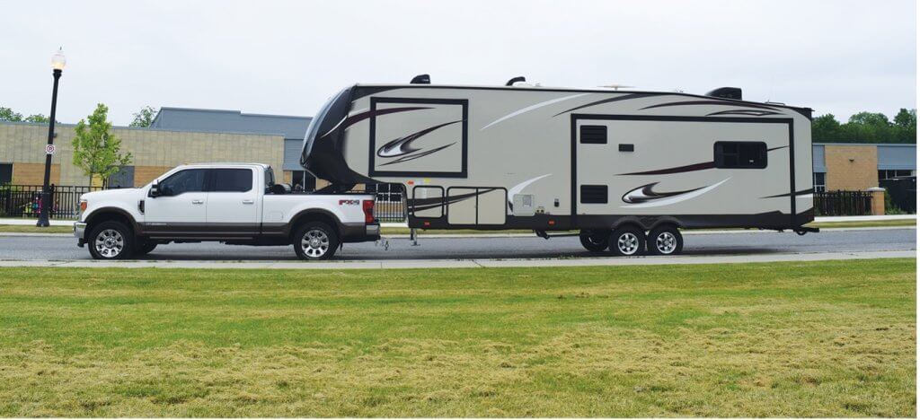 Towing Fifth Wheel RVs