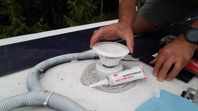 How Can You Eliminate the Smell in An RV Fresh Water Tank?