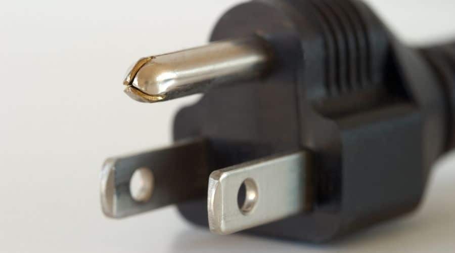 Two Types of 3-Prong Outlets