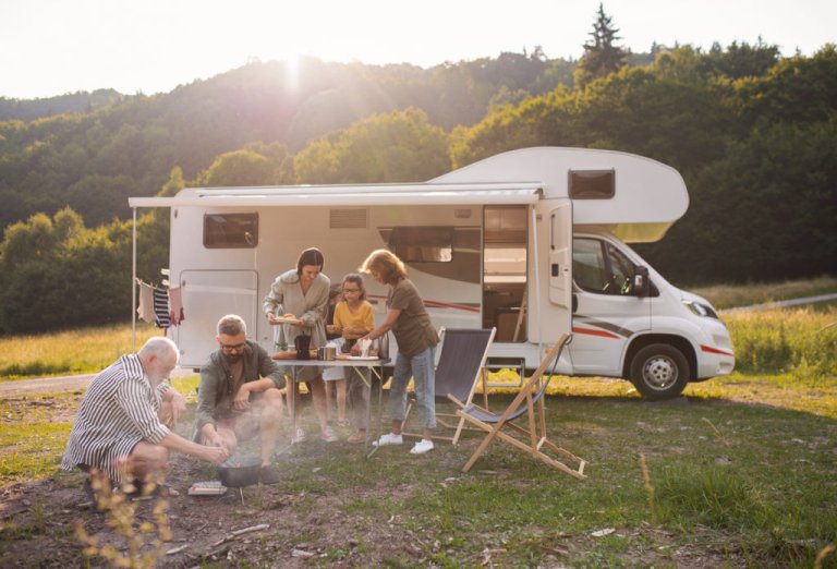 What Is the Downside of Living in An Rv Full Time?