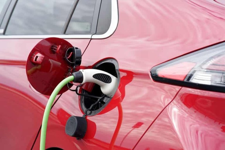 From Wall to Wheels: The Ultimate EV Charging Guide for Newbies