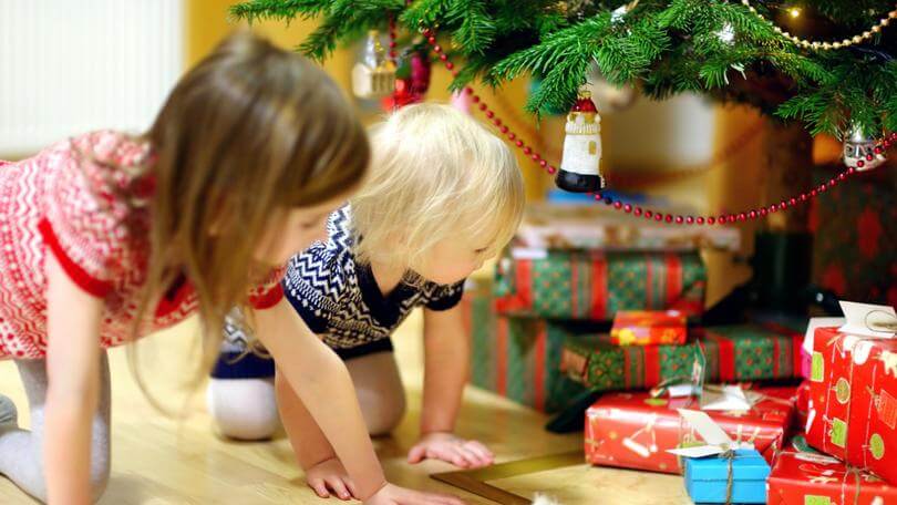 8 Thoughtful Christmas Gift Ideas for Your Daughter